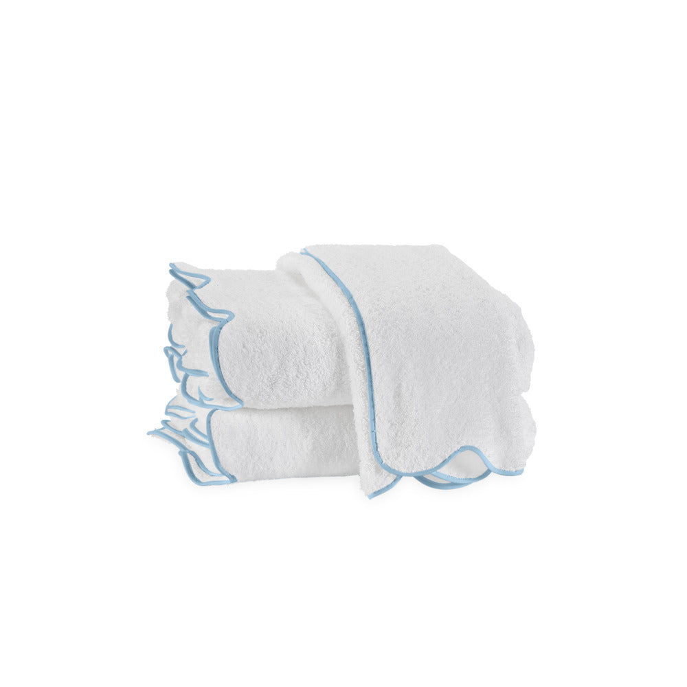 Cairo Scallop Bath Sheet Light Blue 