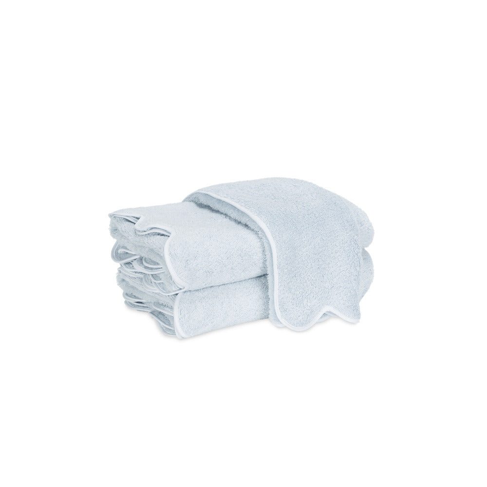 Cairo Scallop Bath Towel Light Blue & White 