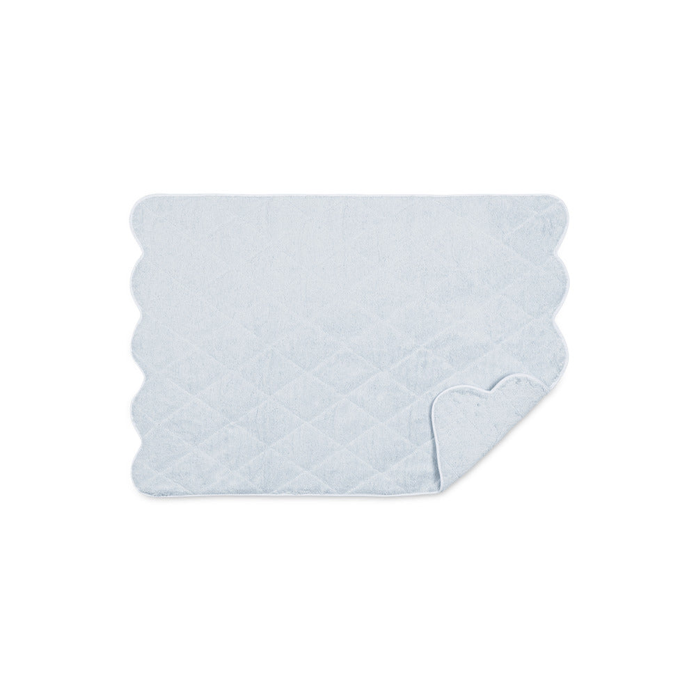 Cairo Scallop Tub Mat Light Blue & White Quilted 
