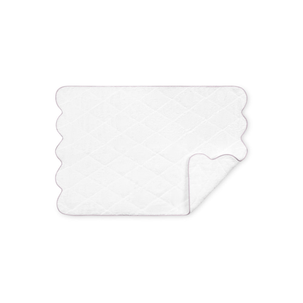 Cairo Scallop Tub Mat Lilac Quilted 