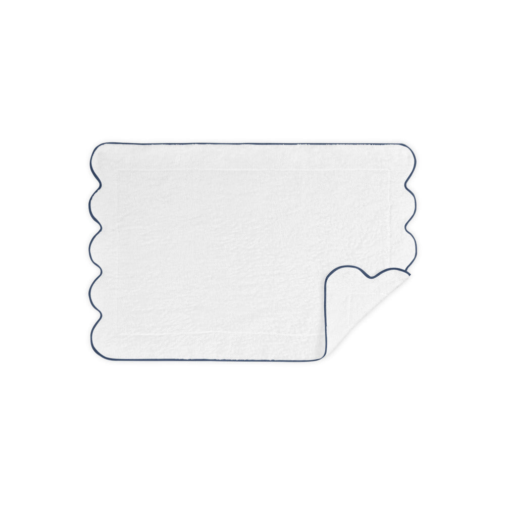 Cairo Scallop Tub Mat Navy 