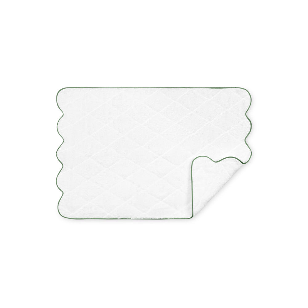 Cairo Scallop Tub Mat Palm Quilted 