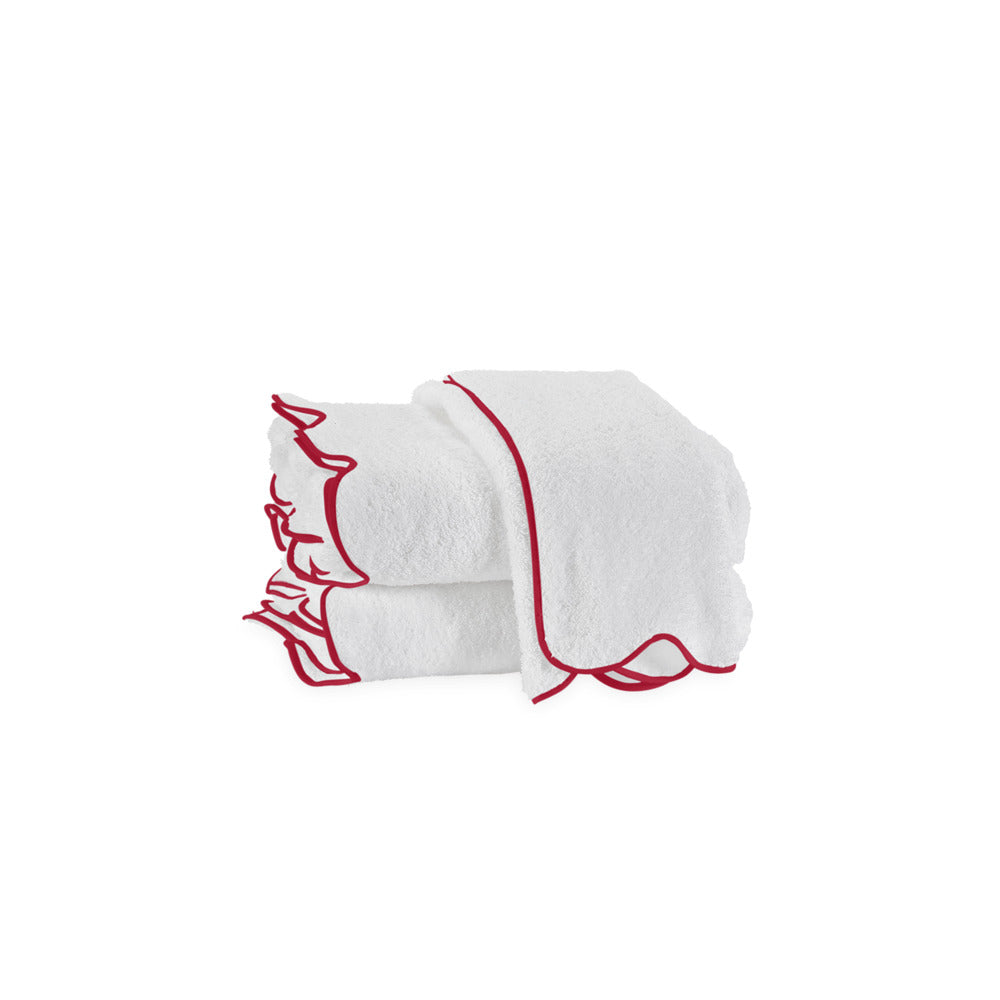 Cairo Scallop Wash Cloth Cherry 