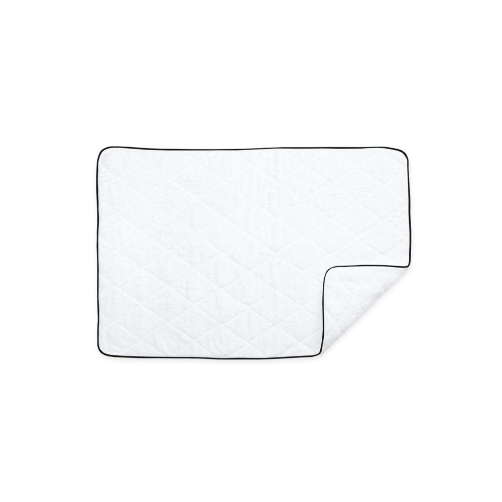 Cairo Tub Mat White & Black Quilted 