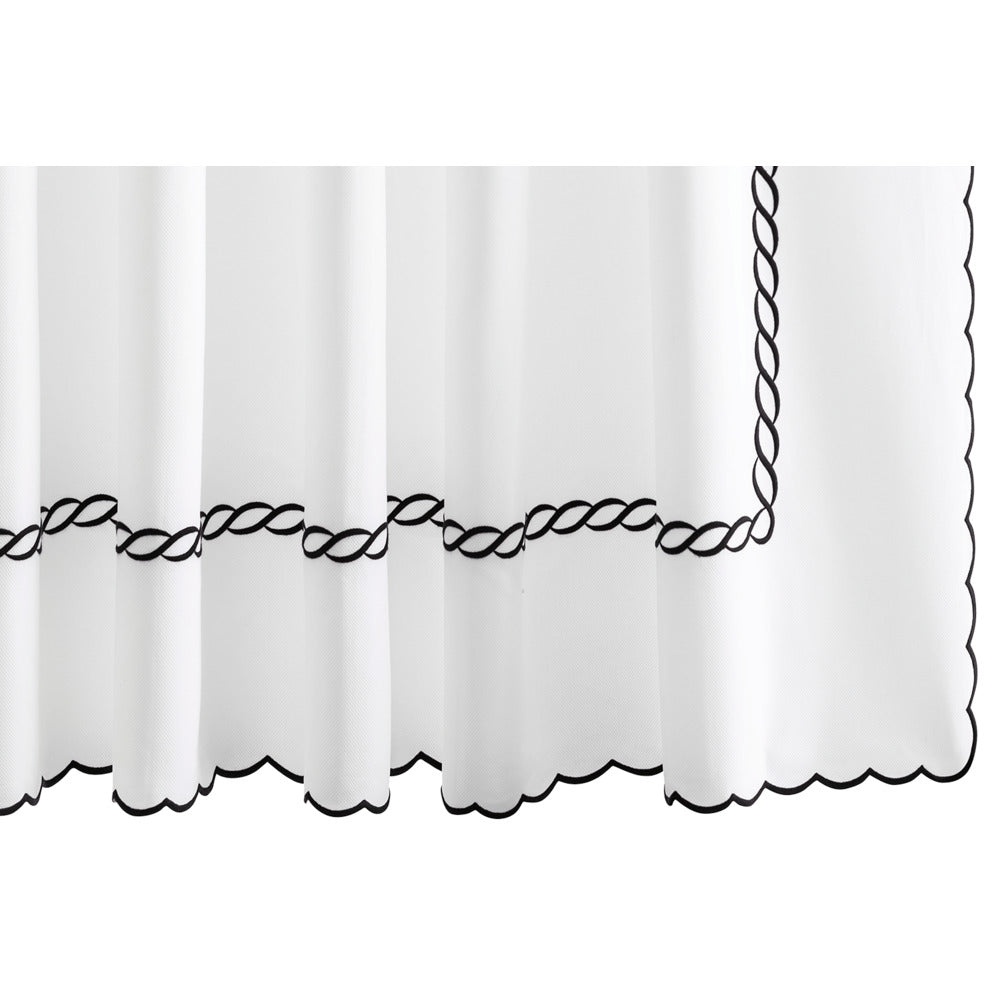 Classic Chain Scallop 72" W x 72" L Shower Curtain Black 