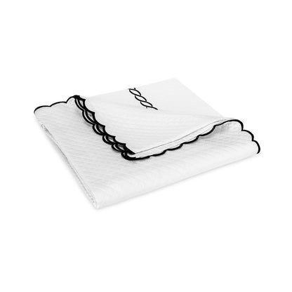 Classic Chain Scallop Matelasse Coverlet Black 