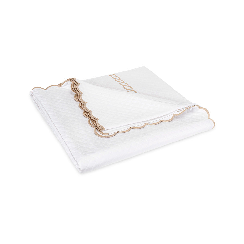 Classic Chain Scallop Matelasse Coverlet Dune 