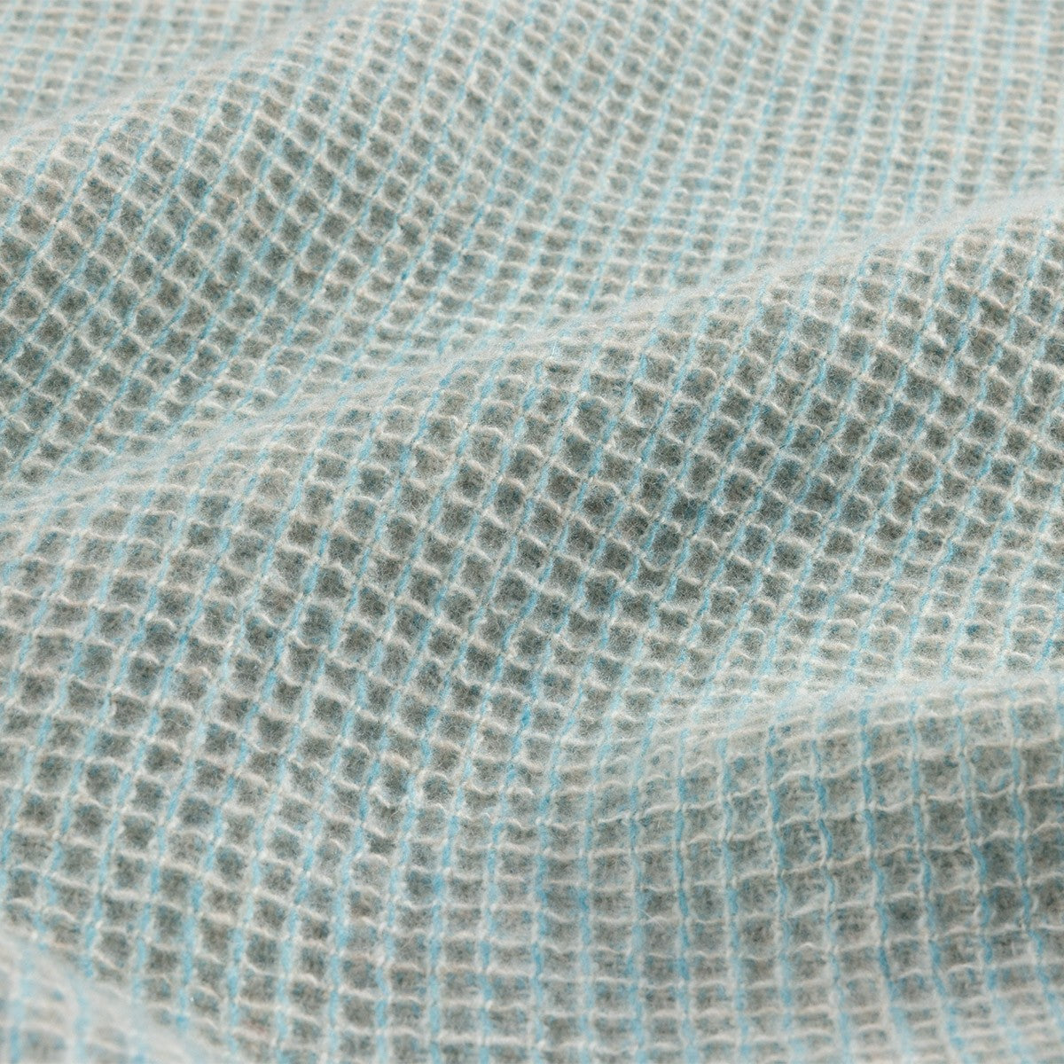 Cosy Throw by Yves Delorme 5