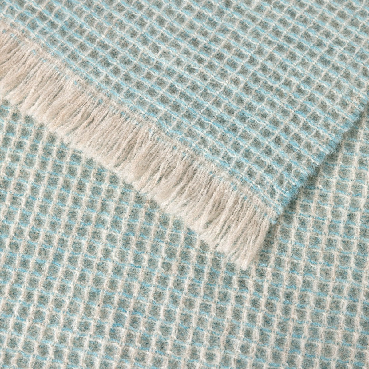 Cosy Throw by Yves Delorme 6