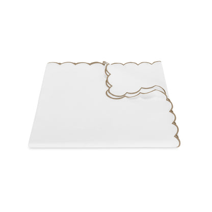 Dakota Tablecloth White & Oat 