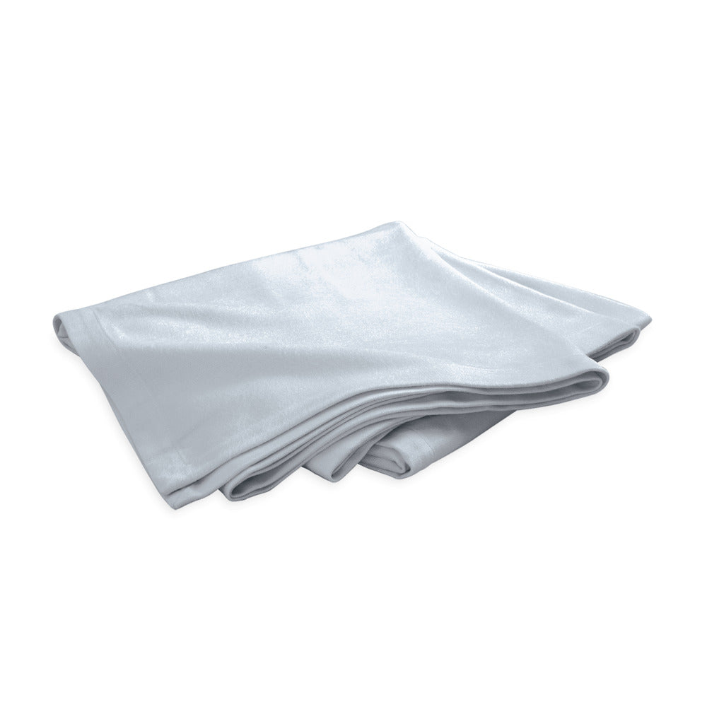 Dream Modal Throw Pool 