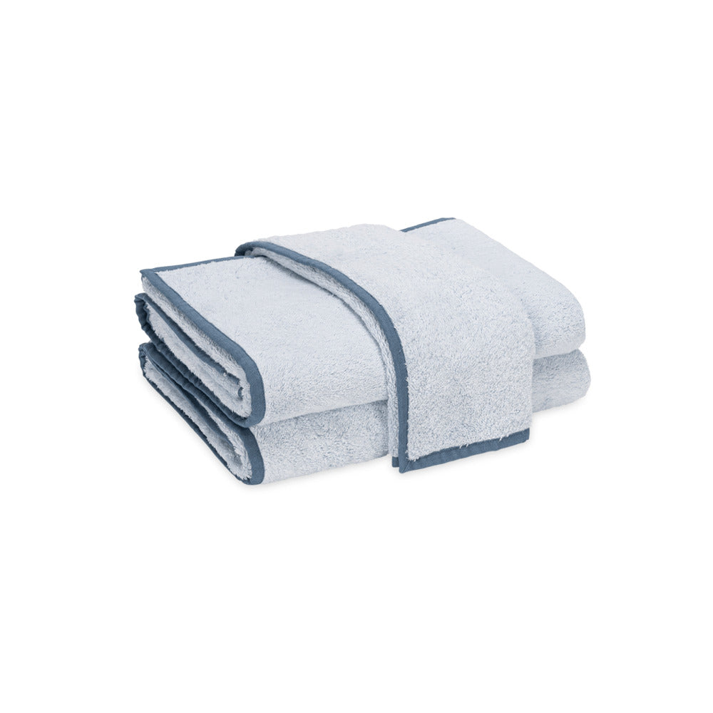 Enzo Bath Sheet Light Blue & Sea 