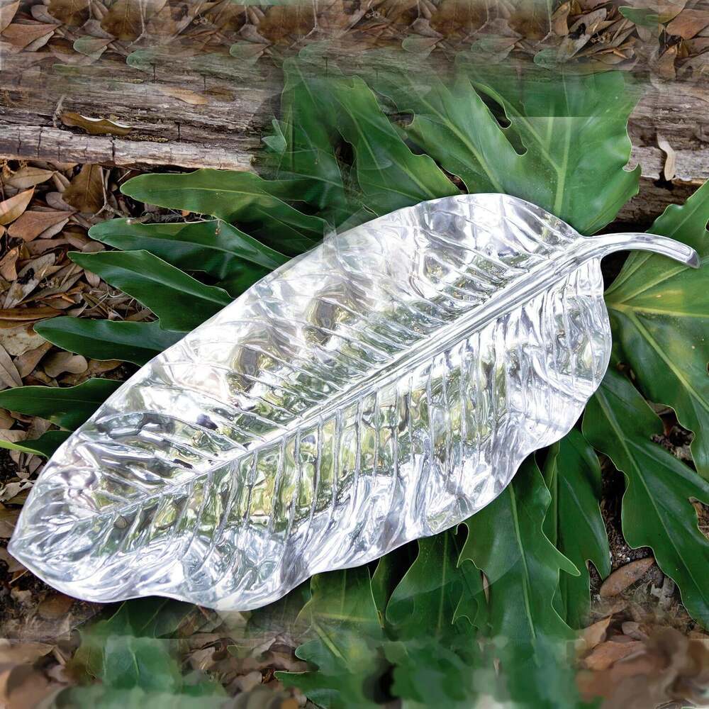 Garden Zebra Leaf Platter (Large) by Beatriz Ball - 2