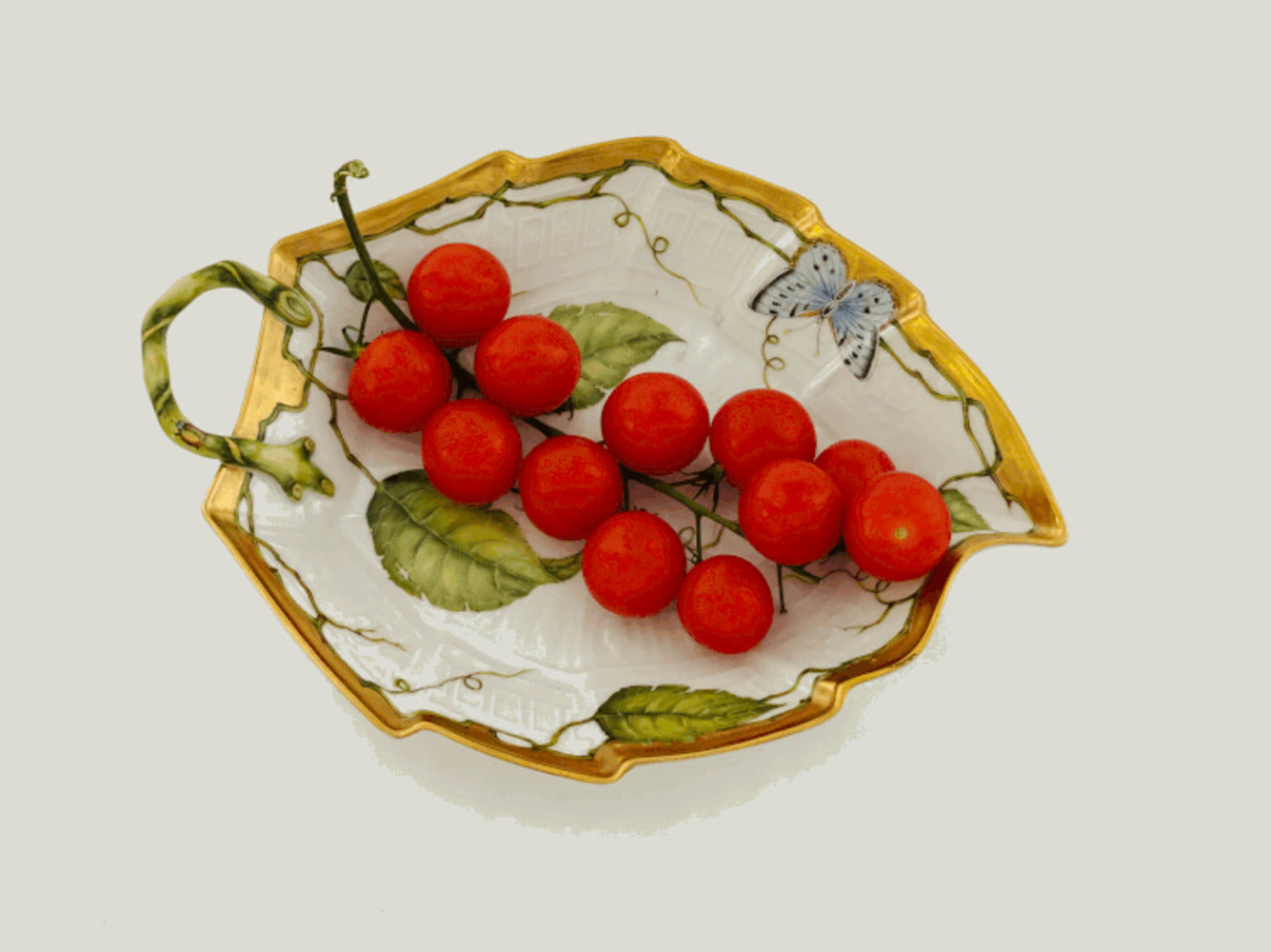 GL1 - Leaf Shaped Dish by Anna Weatherley 2