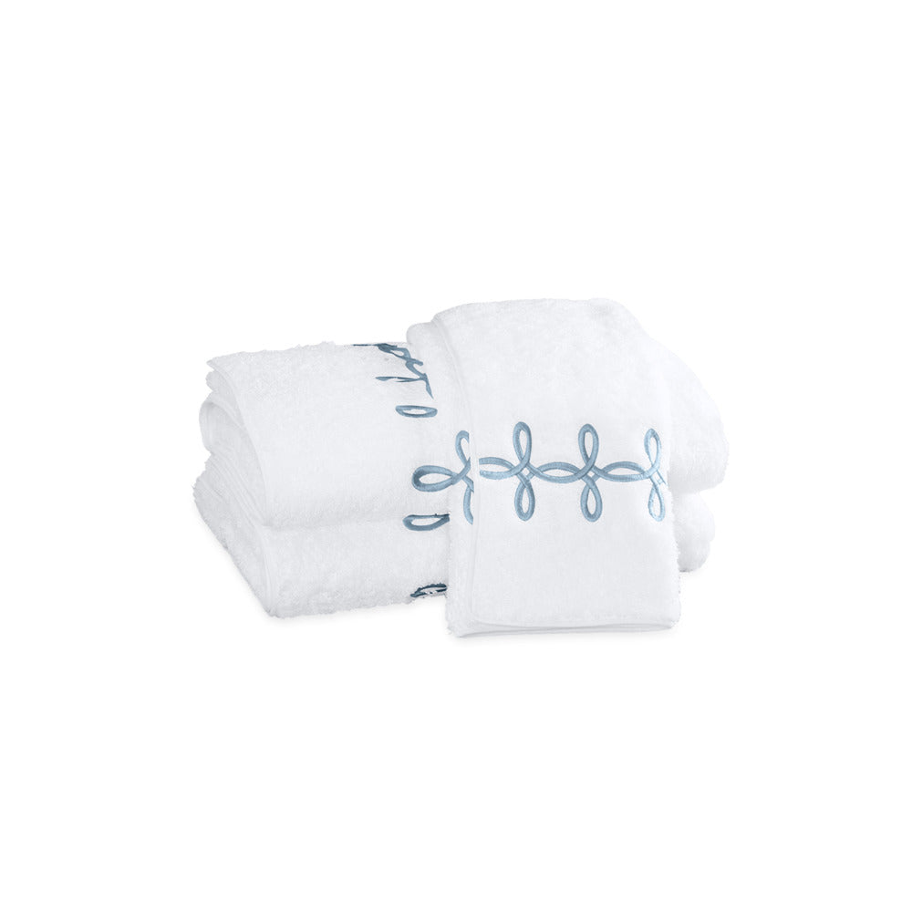 Gordian Knot Bath Sheet Hazy Blue 