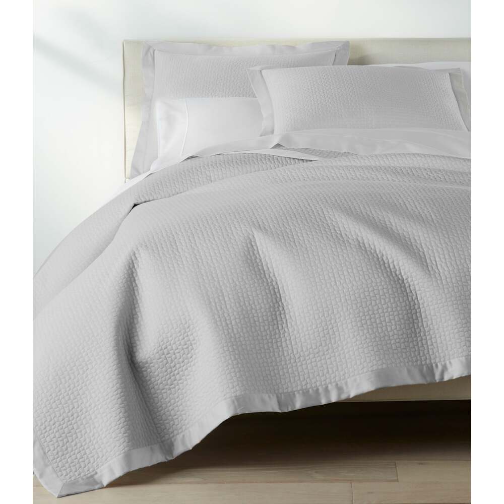 Hamilton Quilted Coverlet by Peacock Alley  10