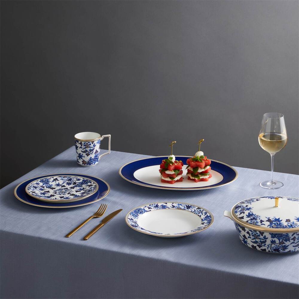 Hibiscus 4 Piece Set by Wedgwood Additional Image - 5