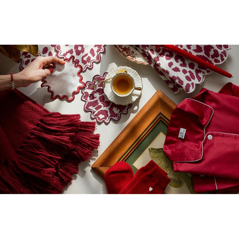 Iconic Leopard Tablecloth Crimson 11
