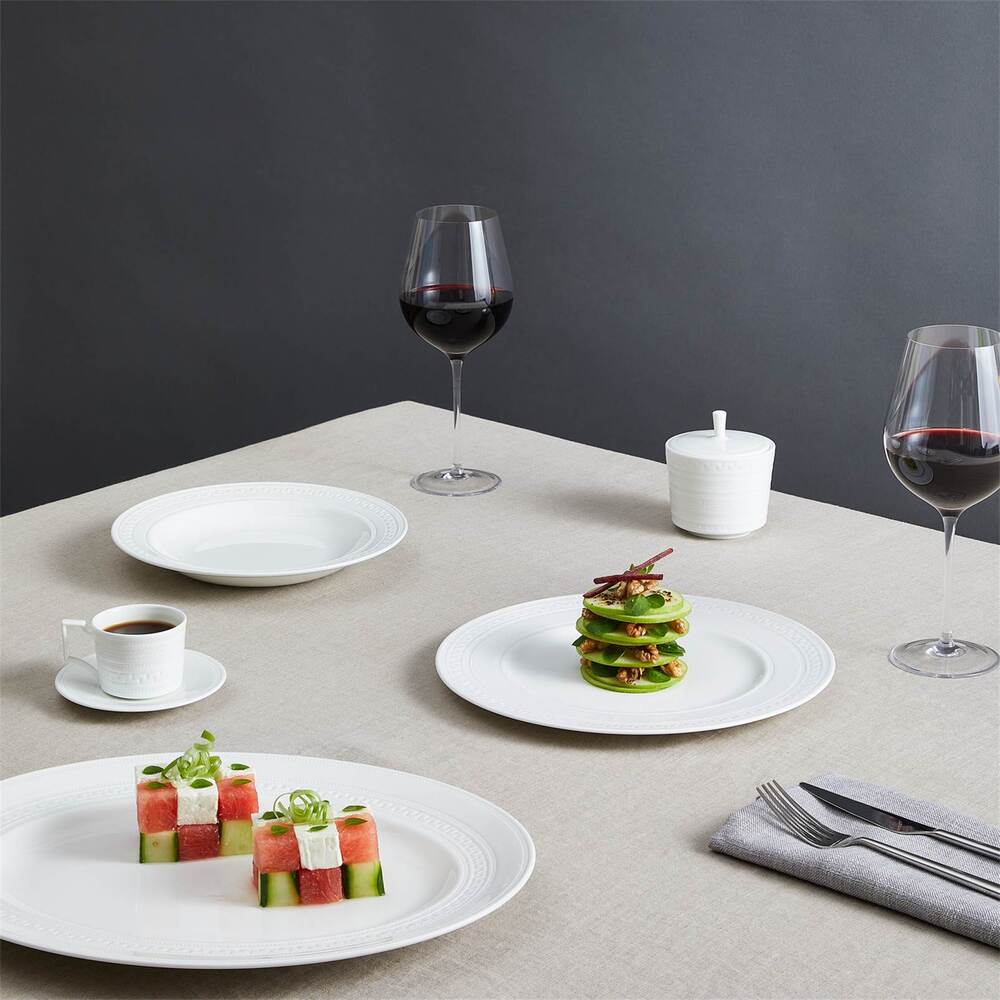 Intaglio 5-Piece Dinner Setting by Wedgwood Additional Image - 5