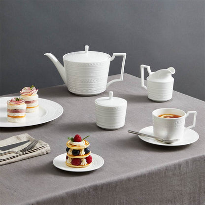 Intaglio 5-Piece Dinner Setting by Wedgwood Additional Image - 6