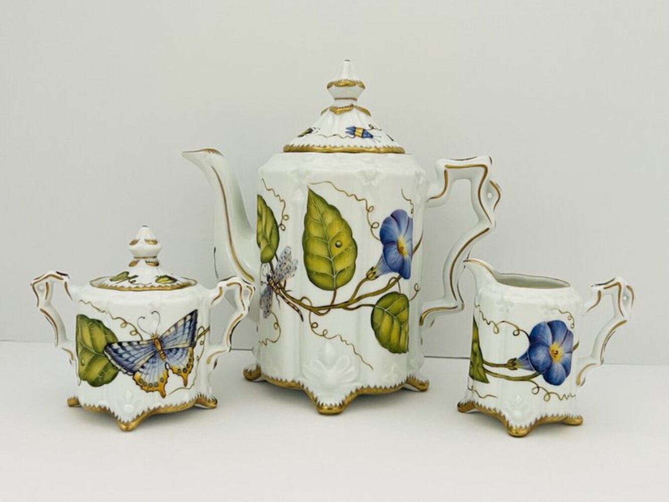 J25 - 3 Piece Tea Set by Anna Weatherley