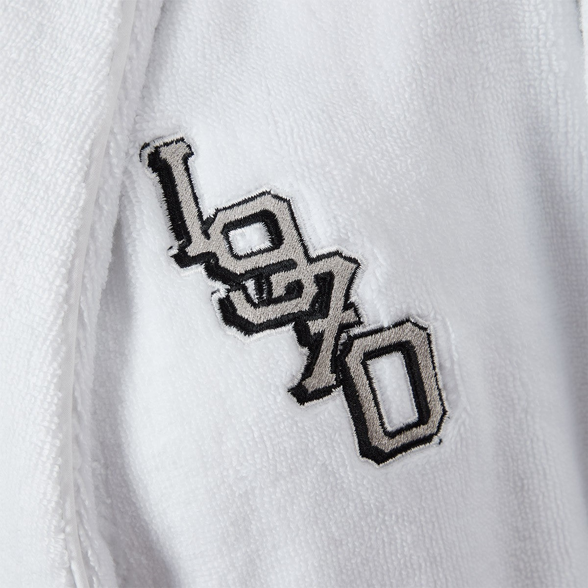 K Vtiger Shawl Collar Women's Bathrobe by Yves Delorme 16