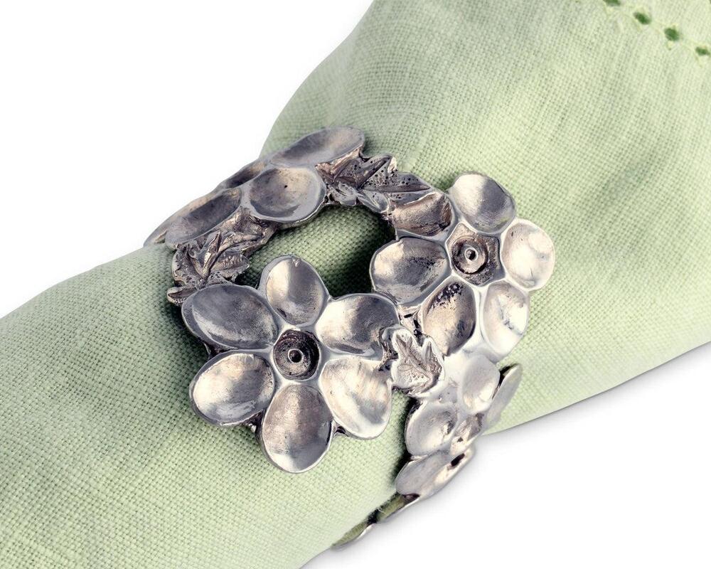 Lilacs Napkin Ring by Vagabond House 1