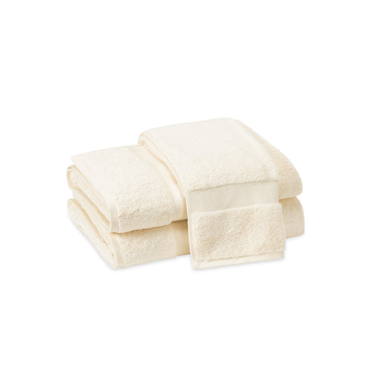 Lotus Wash Cloth Ivory 