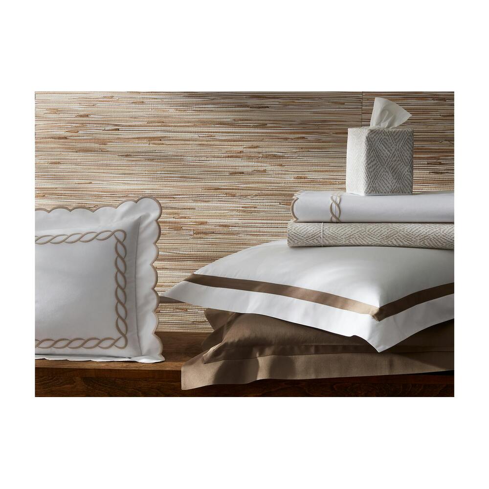 Lowell Flat Sheet Pool 34
