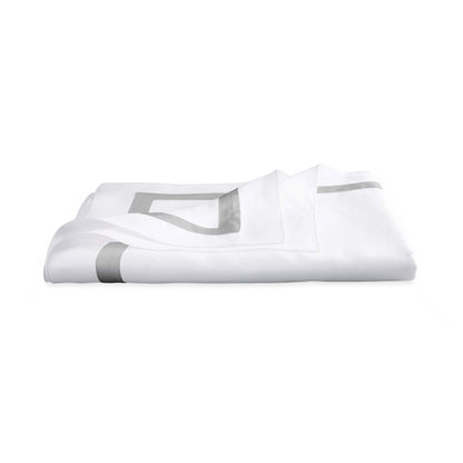 Lowell Tablecloth Silver 