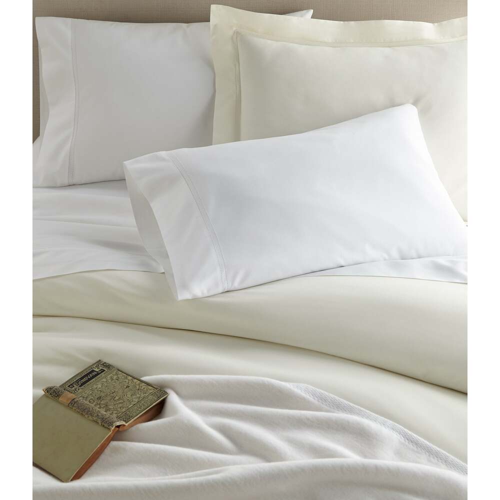 Lyric Percale Pillowcases by Peacock Alley  3