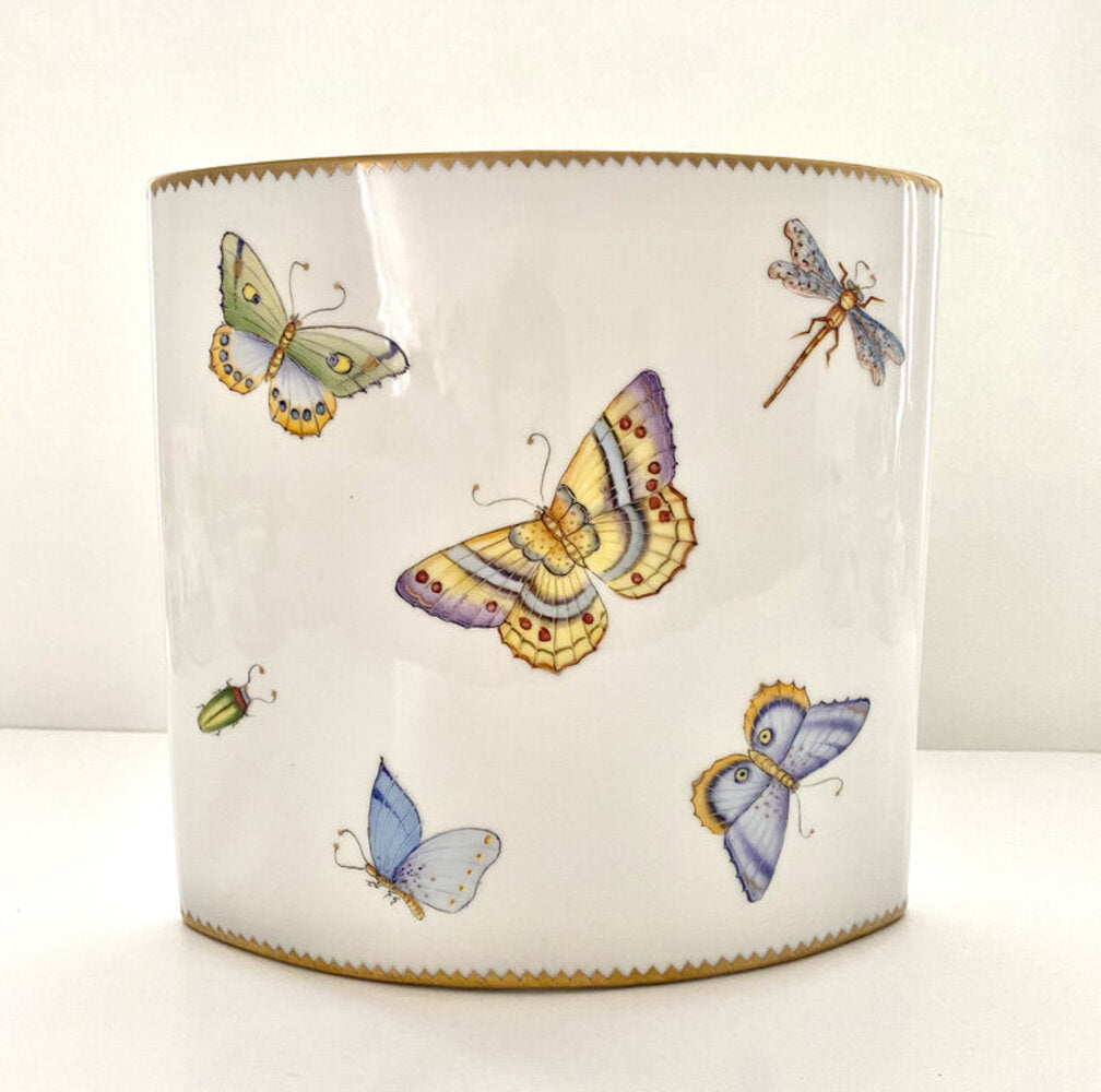 M402 - Bird Vase by Anna Weatherley 1