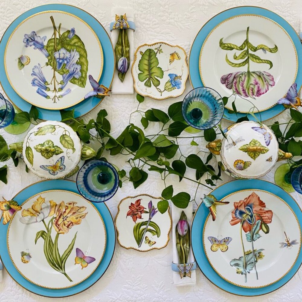 MA7 - Botanical Dinner Plate by Anna Weatherley 1