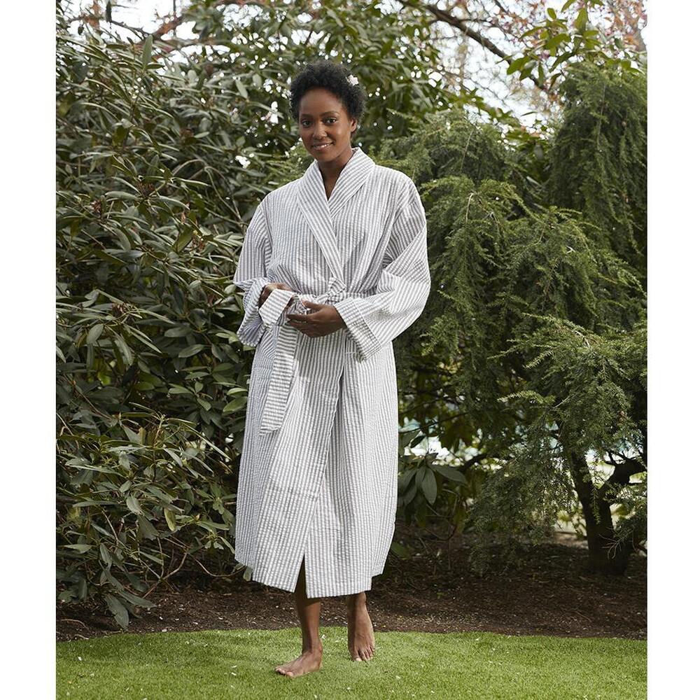 Matteo Robe Peony 4