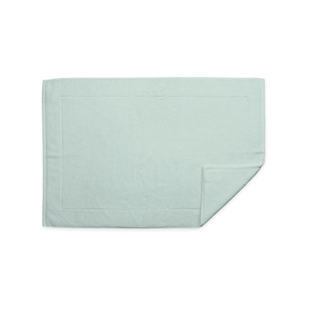 Milagro Tub Mat Opalite 