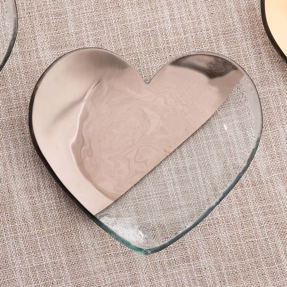 Mod 7" Heart Plate by Annieglass Additional Image -4