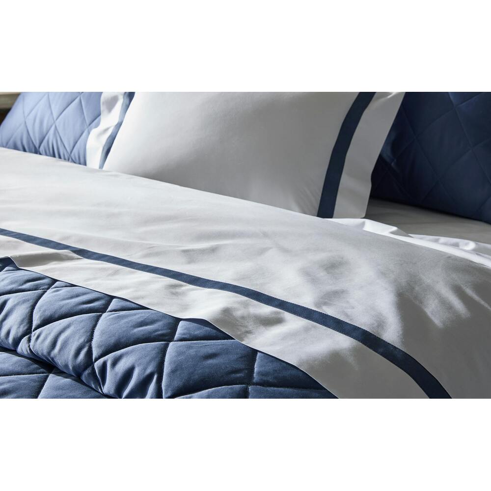 Nocturne Quilt Bone 4