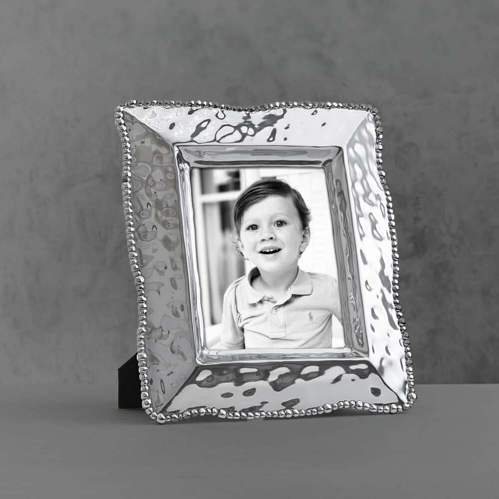 Organic Pearl Frame (8"x10") by Beatriz Ball