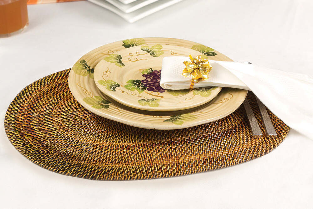 Oval Placemat - Set of 4 by Calaisio 1