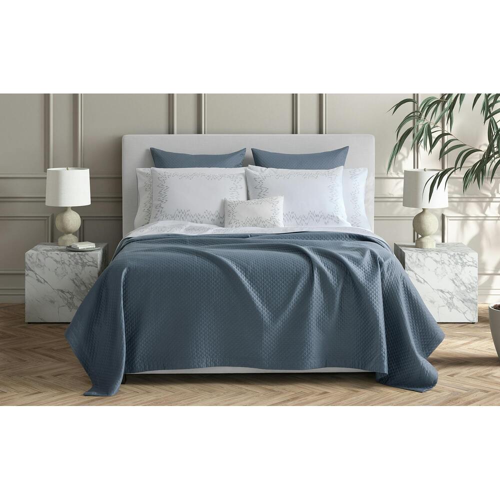 Petra Coverlet Pool 7