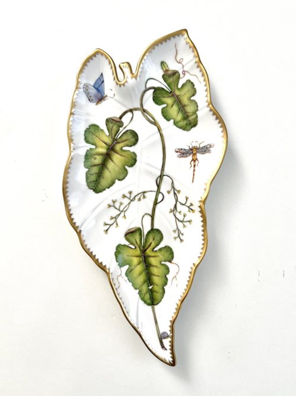 RG4 - Green Leaves Tray by Anna Weatherley