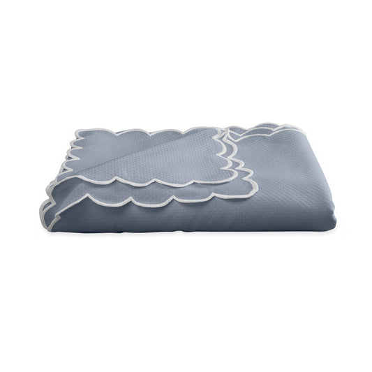 Savannah Gardens Tablecloth Hazy Blue 