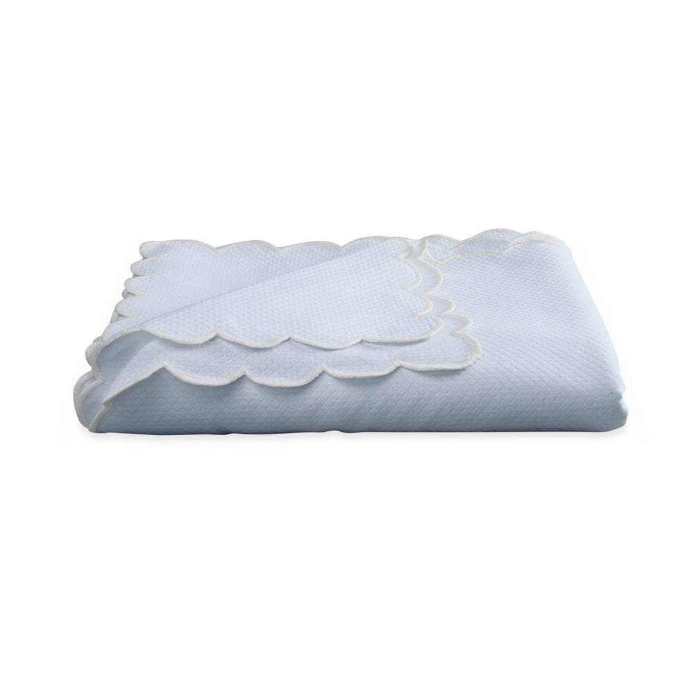 Savannah Gardens Tablecloth Light Blue 