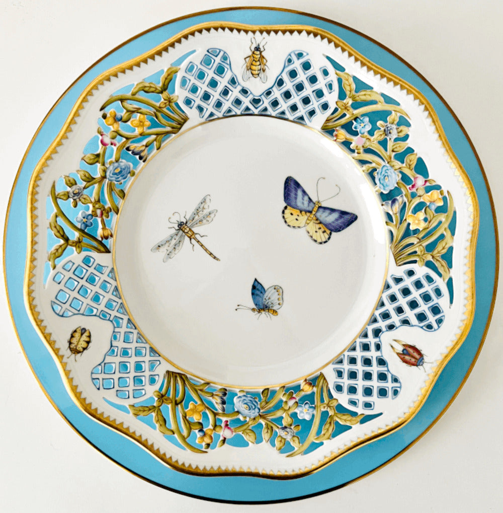 SB1 - "Lace" Dinner Plate by Anna Weatherley 1