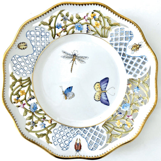 SB1 - "Lace" Dinner Plate by Anna Weatherley