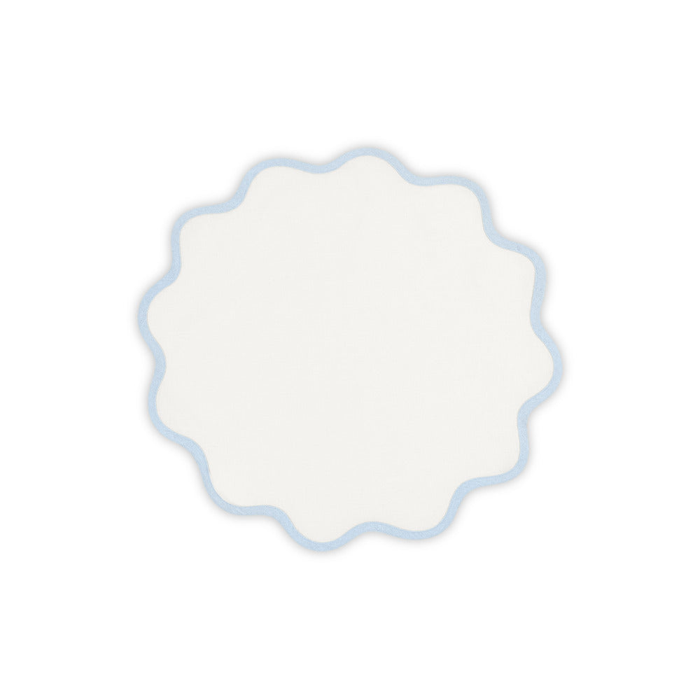 Scallop Edge Placemat set of 4 Ice Blue Circle 