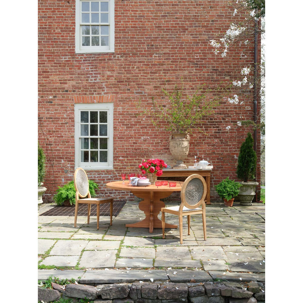 Silhouette Outdoor Dining Table by Bunny Williams Home 4