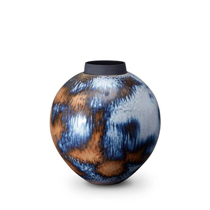 Terra Vase by L'Objet 1