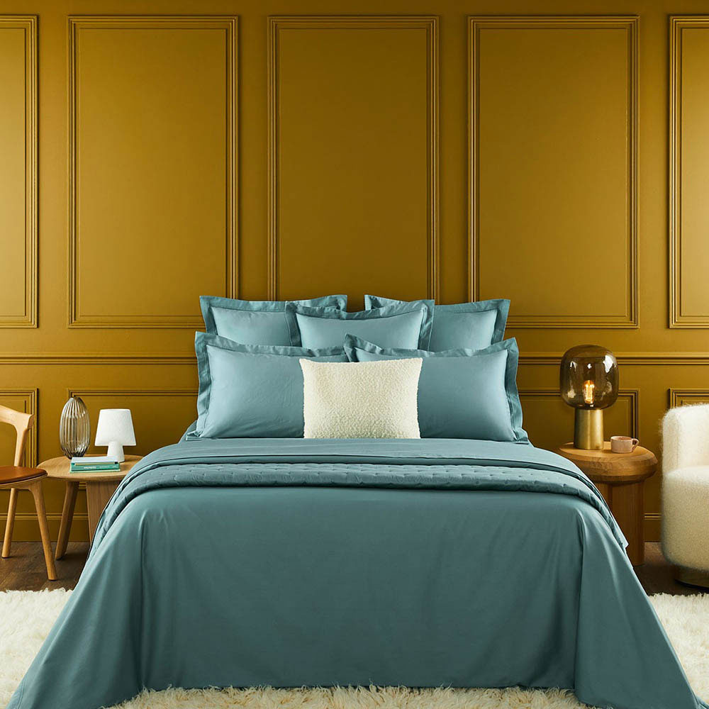 Triomphe Bed Collection by Yves Delorme 7