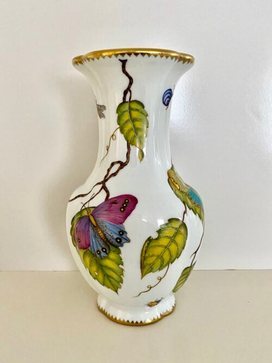 VA5 - Art Nouveau Vase by Anna Weatherley